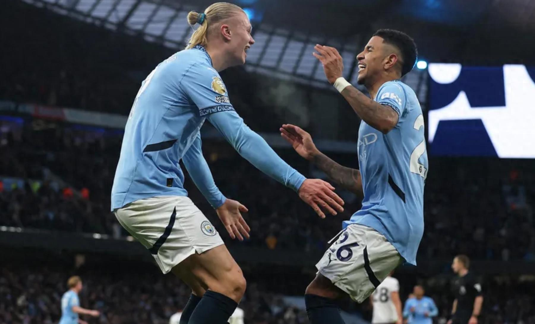 英超逆转奇迹,精彩瞬间闪耀比赛全场 英超逆转奇迹,精彩瞬间闪耀比赛全场